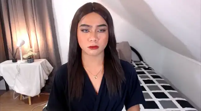 MajaSalvador online show from January 4, 3:17 pm