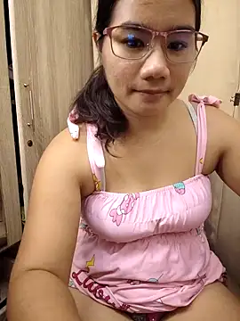 Snapshot of Kissy07 chatting on October 8, 10:50 am Kissy07 online show from October 8, 10:50 am