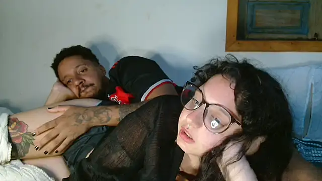 Snapshot of myamillor chatting on November 11, 11:20 pm myamillor online show from November 11, 11:20 pm