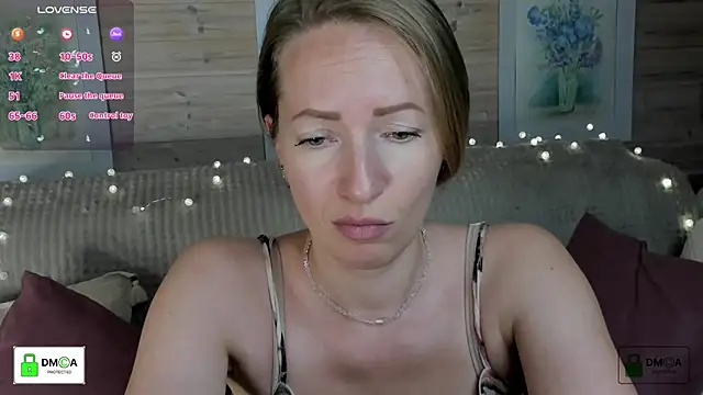Snapshot of Queenymel chatting on September 23, 3:08 pm Queenymel online show from September 23, 3:08 pm