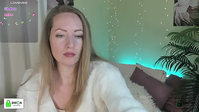 Queenymel online show from February 1, 5:00 pm