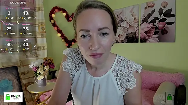 Snapshot of Queenymel chatting on January 30, 3:51 pm Queenymel online show from January 30, 3:51 pm