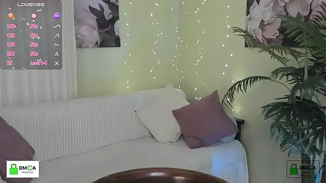 Queenymel online show from March 18, 4:19 pm