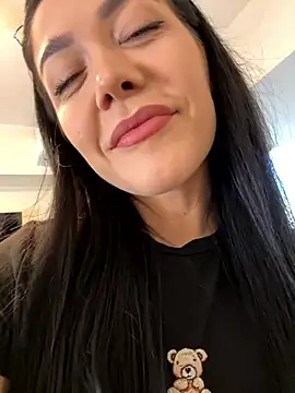 Snapshot of denise_k chatting on November 1, 12:10 pm denise k online show from November 1, 12:10 pm