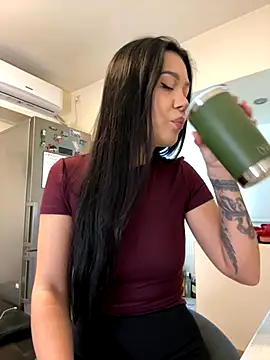 Snapshot of denise_k chatting on October 20, 11:44 am denise k online show from October 20, 11:44 am