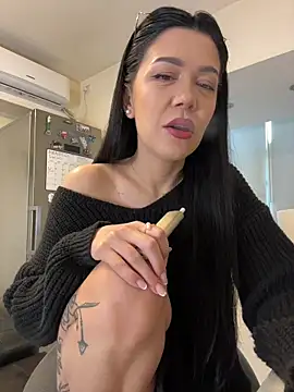 denise k online show from February 6, 12:45 pm