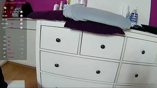 Latina daily online show from April 19, 6:10 pm