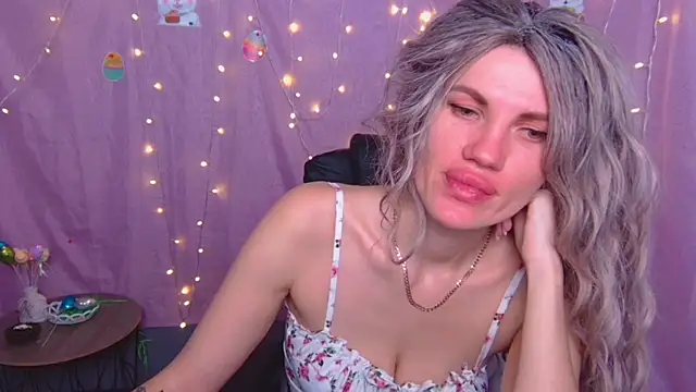 MilaLoona online show from April 12, 6:16 am