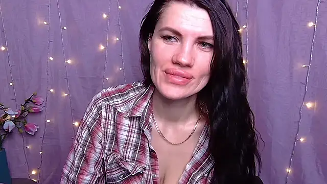 MilaLoona online show from February 24, 7:31 am