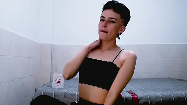 Cocain Atenea online show from February 19, 7:55 pm