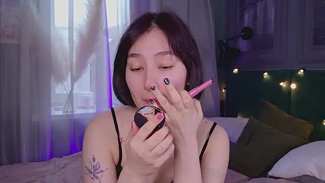 So audrey online show from March 5, 11:49 am