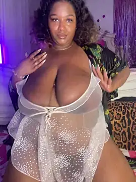 BigFineSelena online show from May 17, 3:50 am