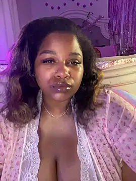 BigFineSelena online show from March 31, 6:37 am