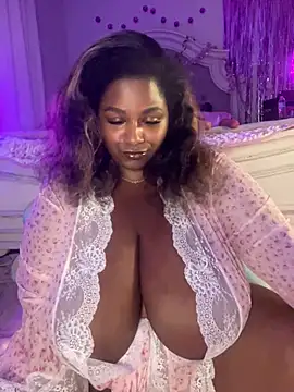 BigFineSelena online show from March 28, 10:38 am