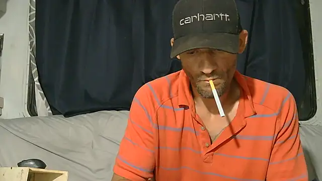 Snapshot of goodick4u28 chatting on June 8, 2:12 am goodick4u28 online show from June 8, 2:12 am