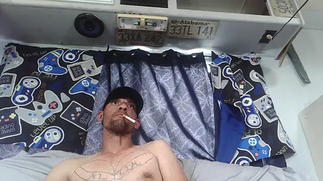 goodick4u28 online show from April 14, 7:08 pm