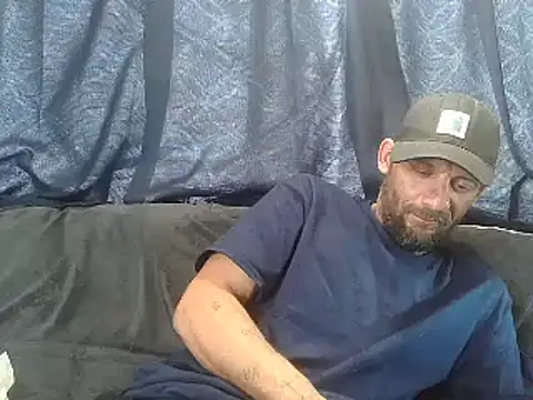 goodick4u28 online show from March 19, 3:56 pm