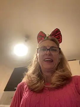 adella13 online show from December 16, 2:49 pm