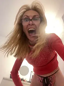 adella13 online show from December 22, 10:17 am