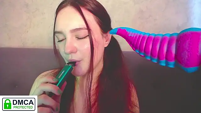 Alyssa   Scarlet online show from February 7, 9:37 am