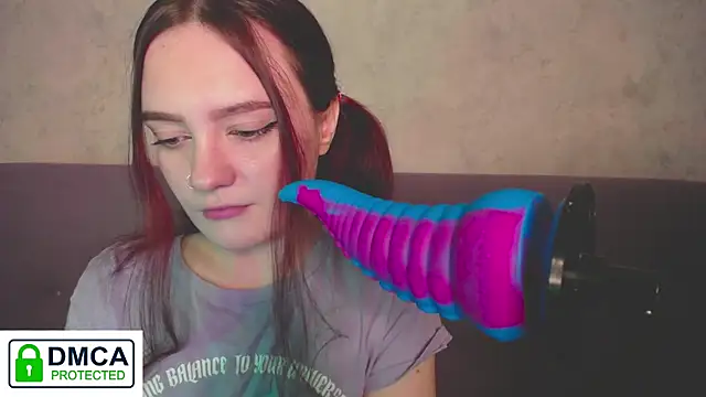 Alyssa   Scarlet online show from December 6, 11:05 am