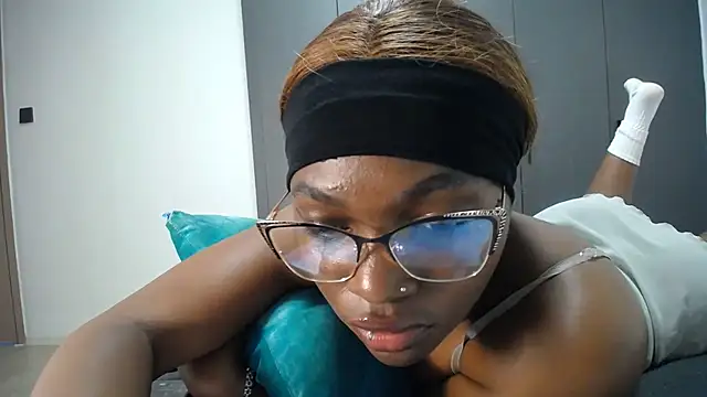Snapshot of Pretty_Liya08 chatting on April 26, 7:38 am Pretty Liya08 online show from April 26, 7:38 am