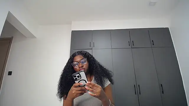Snapshot of Pretty_Liya08 chatting on May 30, 8:25 pm Pretty Liya08 online show from May 30, 8:25 pm