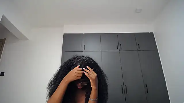 Snapshot of Pretty_Liya08 chatting on June 17, 5:34 pm Pretty Liya08 online show from June 17, 5:34 pm