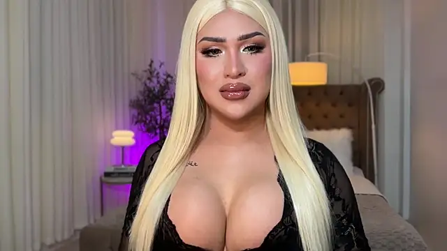 Your Majesty Tyra online show from September 27, 3:56 am