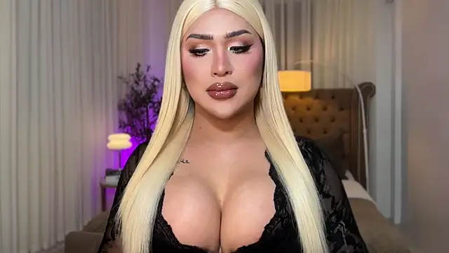 Your Majesty Tyra online show from October 2, 4:38 am