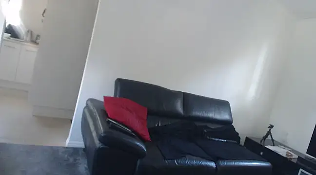 shhhoot73 online show from December 12, 5:42 am