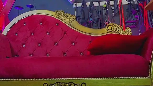 PerlaDivaio online show from October 27, 2:40 pm