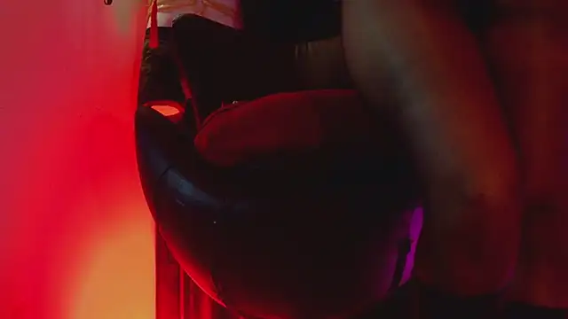 PerlaDivaio online show from December 22, 11:43 am