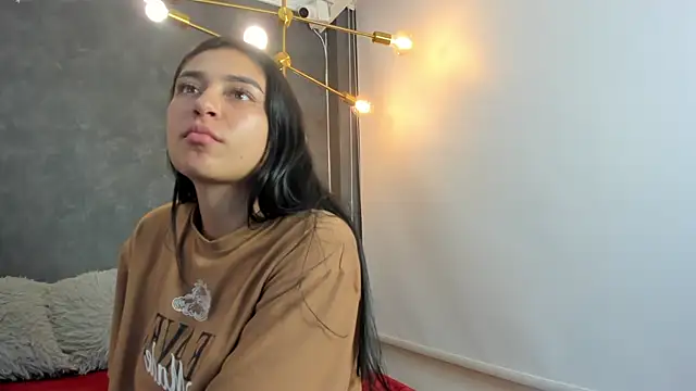 dayra angels online show from October 7, 8:32 pm