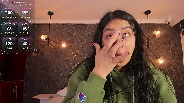 dayra angels online show from October 26, 6:30 pm