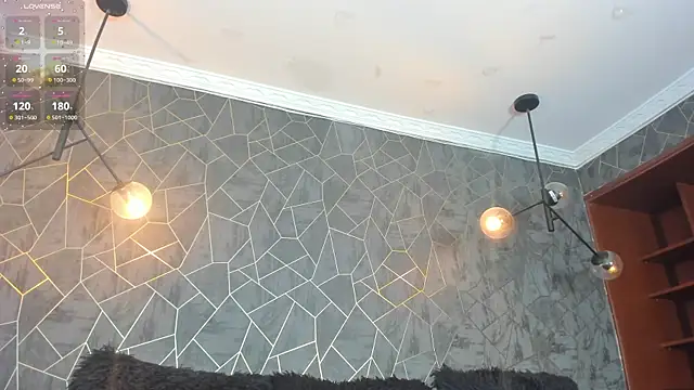 dayra angels online show from April 4, 8:15 pm