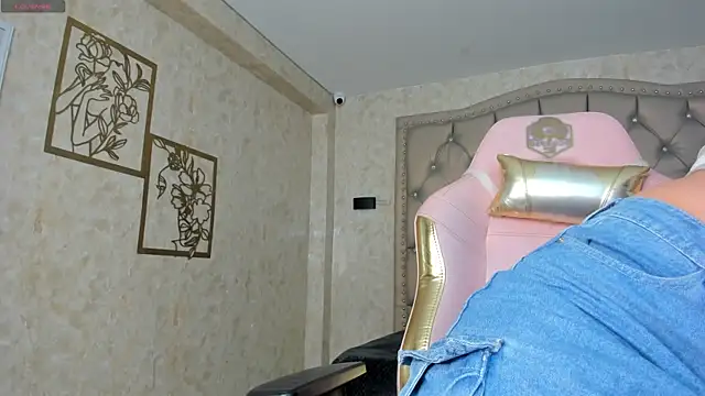 dayra angels online show from March 20, 9:24 pm
