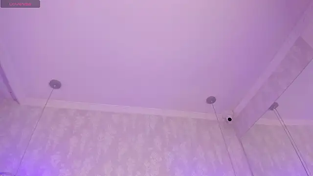 dayra angels online show from February 13, 10:10 pm