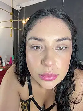 dayra angels online show from June 13, 4:05 pm