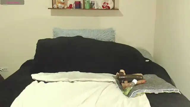 Snapshot of anie_milf1 chatting on February 9, 10:41 pm anie milf1 online show from February 9, 10:41 pm