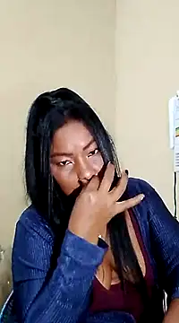 Snapshot of rosmery-navarro chatting on March 18, 4:07 am rosmery-navarro online show from March 18, 4:07 am