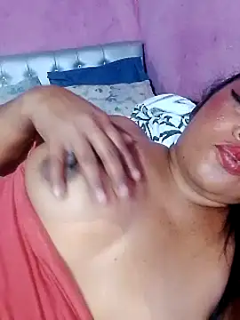 Snapshot of rosmery-navarro chatting on February 1, 6:00 am rosmery-navarro online show from February 1, 6:00 am