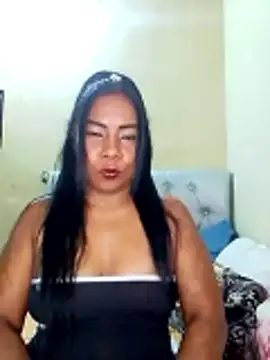 Snapshot of rosmery-navarro chatting on October 28, 4:57 am rosmery-navarro online show from October 28, 4:57 am