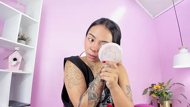 miss soffi  online show from February 12, 12:44 pm