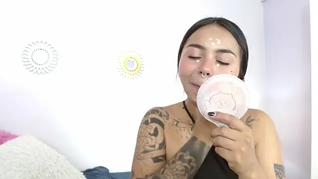 miss soffi  online show from December 3, 5:34 pm