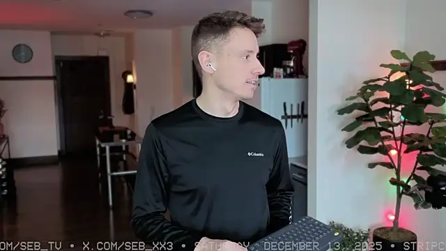 Snapshot of seb_tv chatting on December 13, 8:26 pm seb tv online show from December 13, 8:26 pm