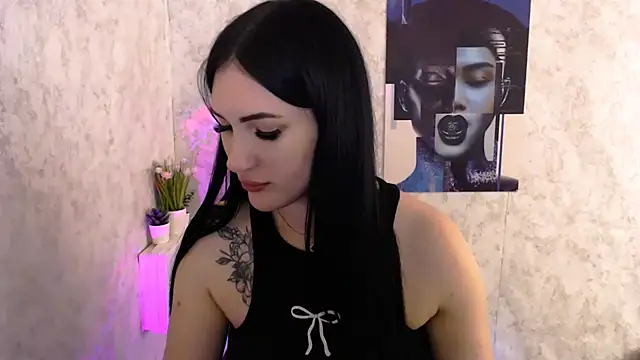Snapshot of MisssShy_ chatting on September 26, 6:59 pm MisssShy online show from September 26, 6:59 pm