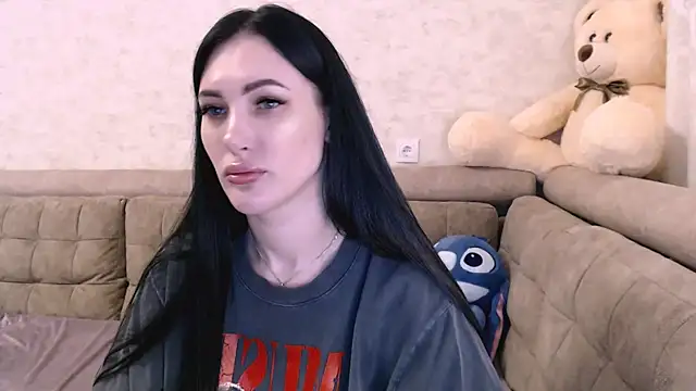 Snapshot of MisssShy_ chatting on May 6, 1:48 pm MisssShy online show from May 6, 1:48 pm