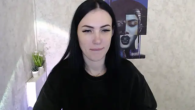 Snapshot of MisssShy_ chatting on October 27, 4:30 pm MisssShy online show from October 27, 4:30 pm