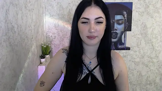 Snapshot of MisssShy_ chatting on September 29, 3:13 am MisssShy online show from September 29, 3:13 am